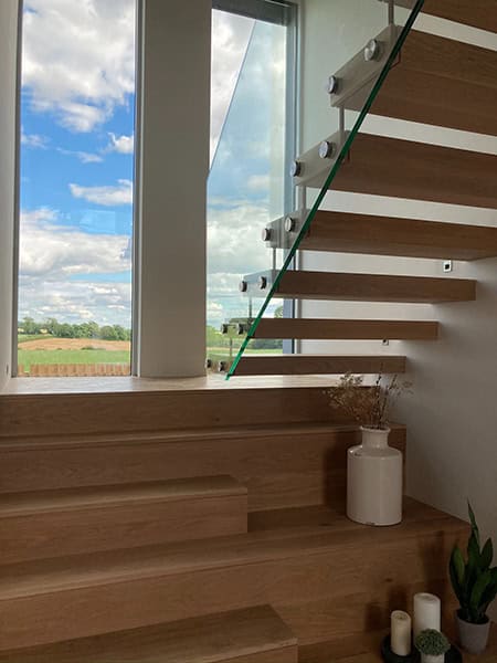 Modern Staircase with Glass Balustrade